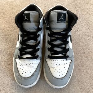 Jordan’s 1’s grey